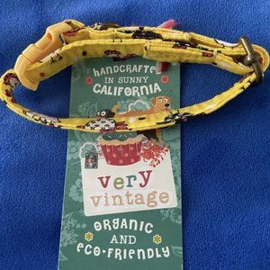 VERY VINTAGE Dog Collar “Chicken Run” Print Size Small